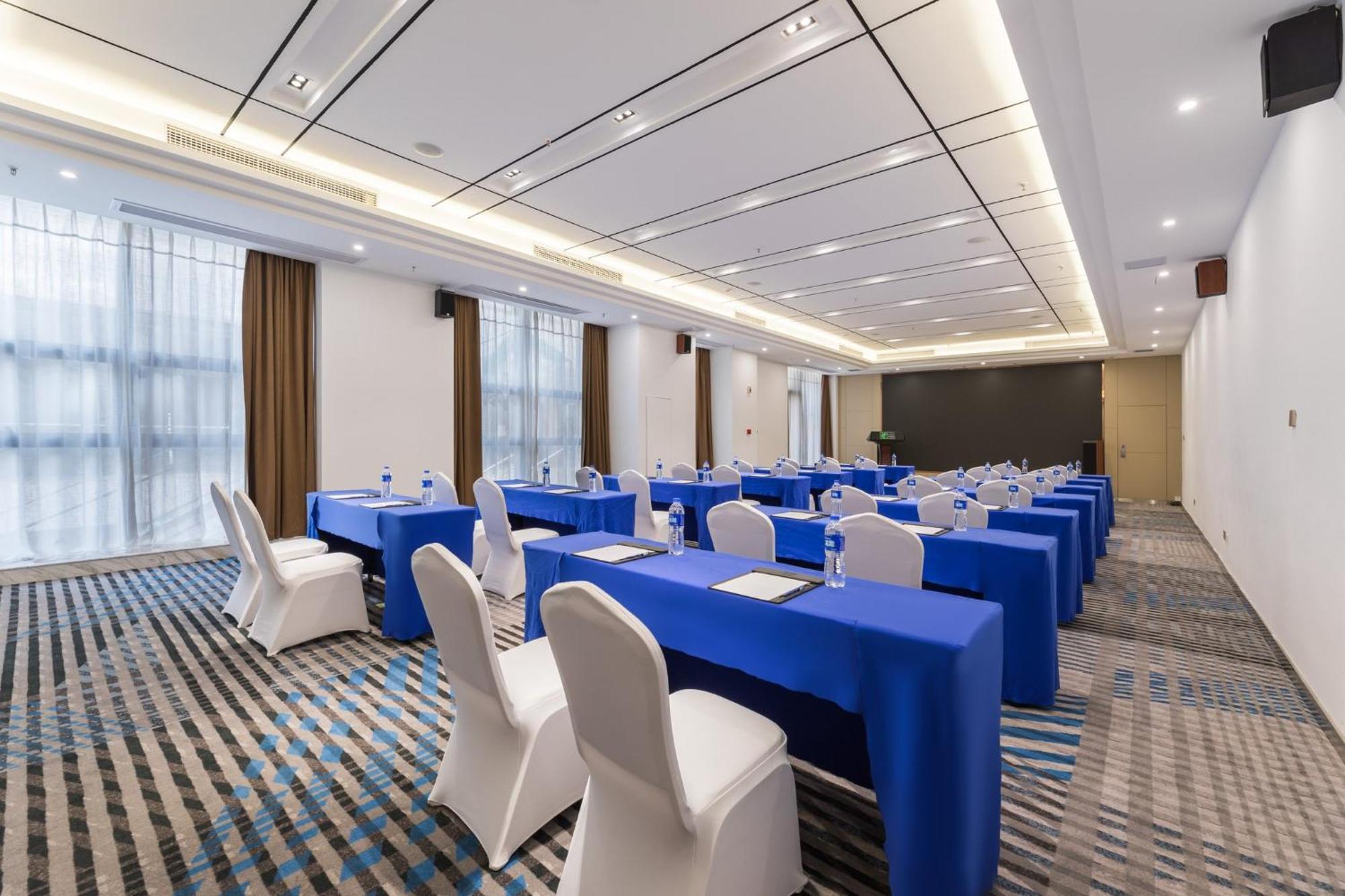 Holiday Inn Express - Liuyang Development Zone By Ihg Changsha Huanghua Airport Екстер'єр фото