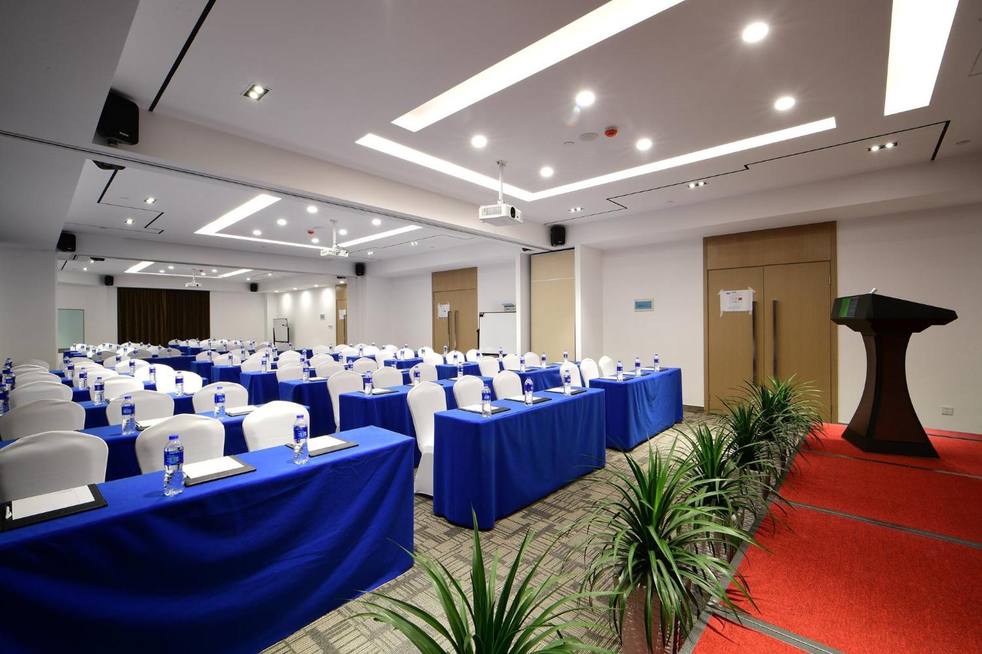 Holiday Inn Express - Liuyang Development Zone By Ihg Changsha Huanghua Airport Екстер'єр фото